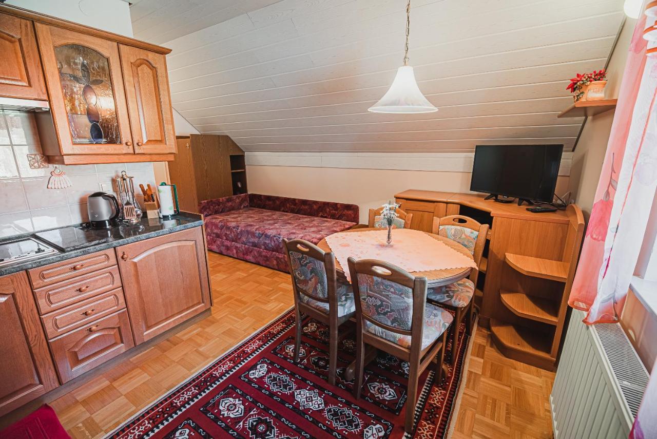 Homestay Kocka Zgornje Jezersko Buitenkant foto